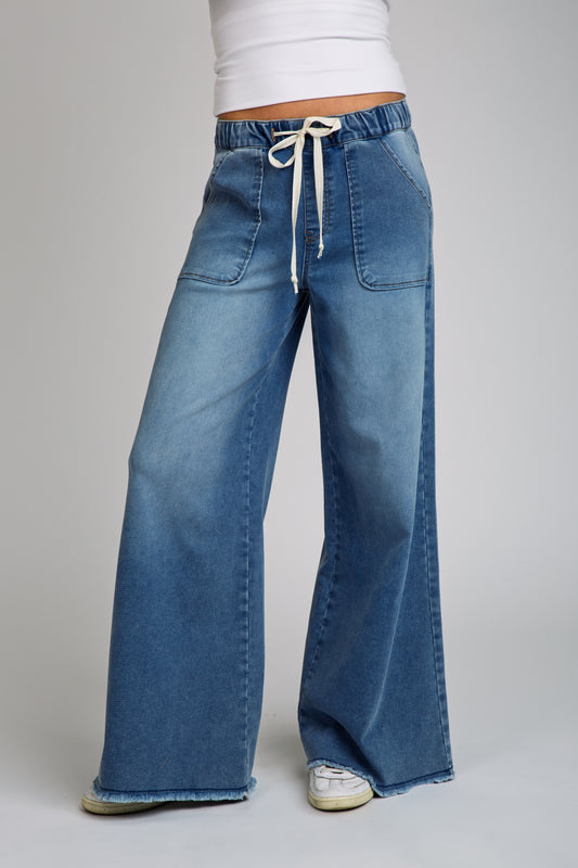 Relaxed Wide Leg Jean - Light Medium Indigo