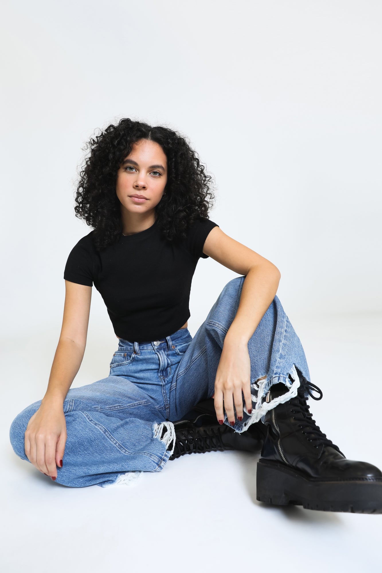 Alexa Raw Hem High Rise Jeans - Medium Wash