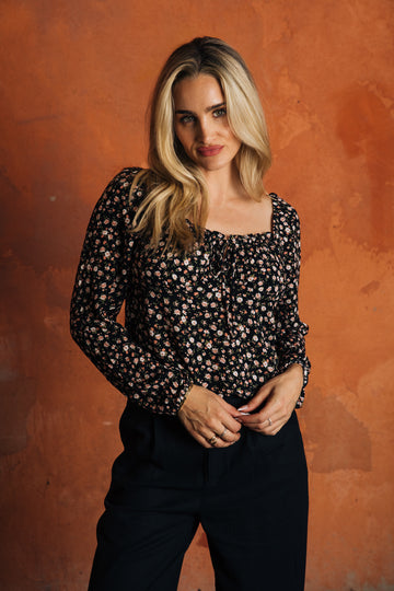 SUMMER FLORALS TOP - BLACK FLORAL